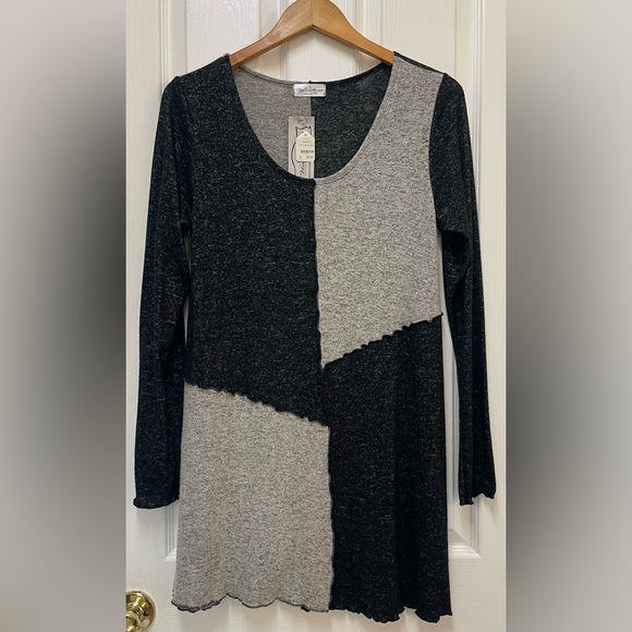 Vine Street Apparel Lightweight Gray Black Color block Tunic Sweater Size Large - Picture 1 of 5
